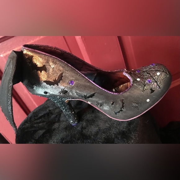 NEW RARE IrregularChoice Batty heels Size 9 in box - Picture 5 of 17